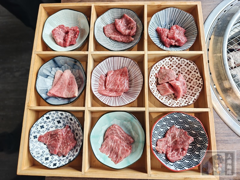 銀山燒肉精選九宮格牛肉拼盤